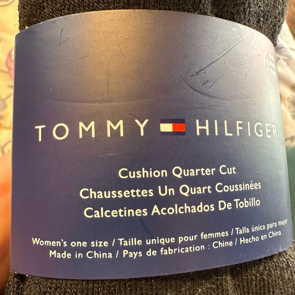 Women’s one size Tommy Hilfiger socks - Picture 5 of 5